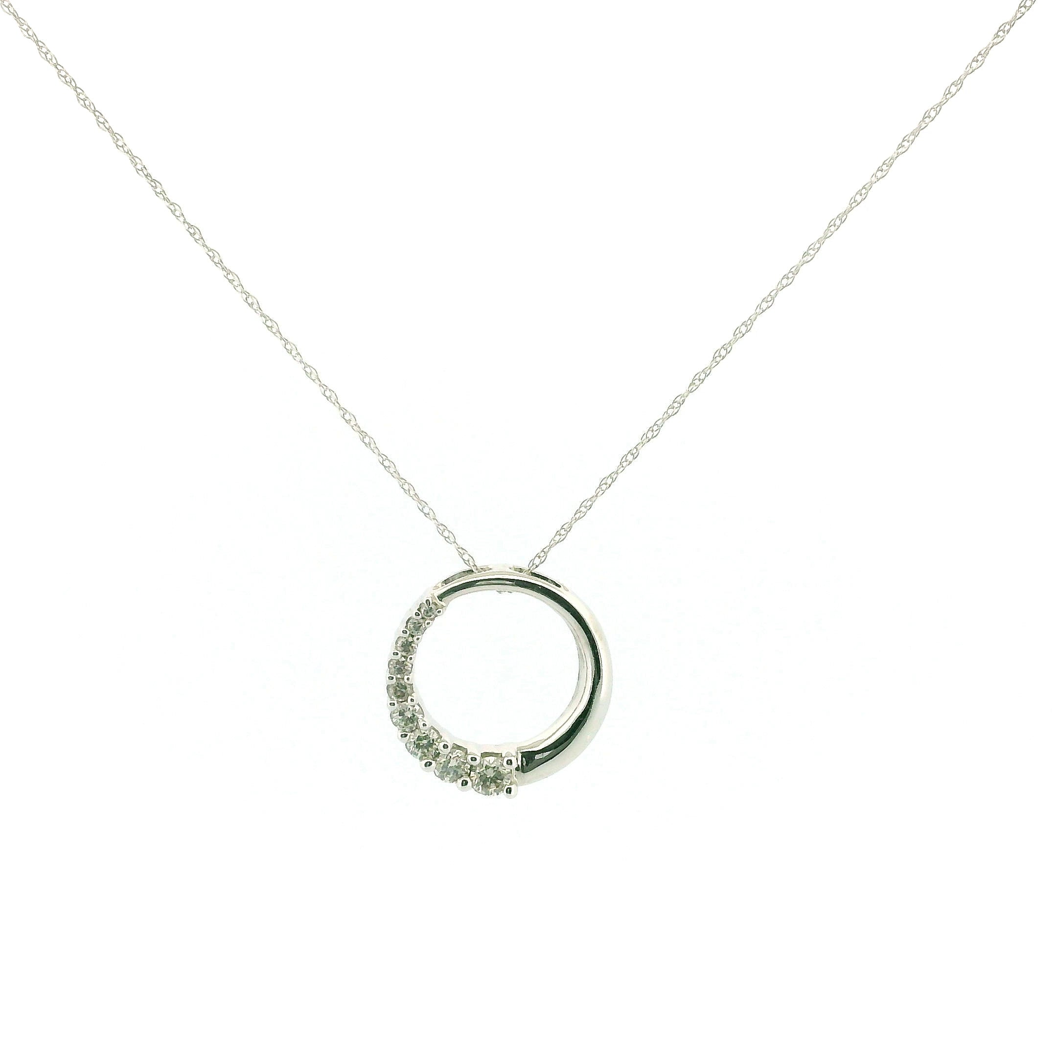 14K White Gold Diamond Circle Pendant Necklace