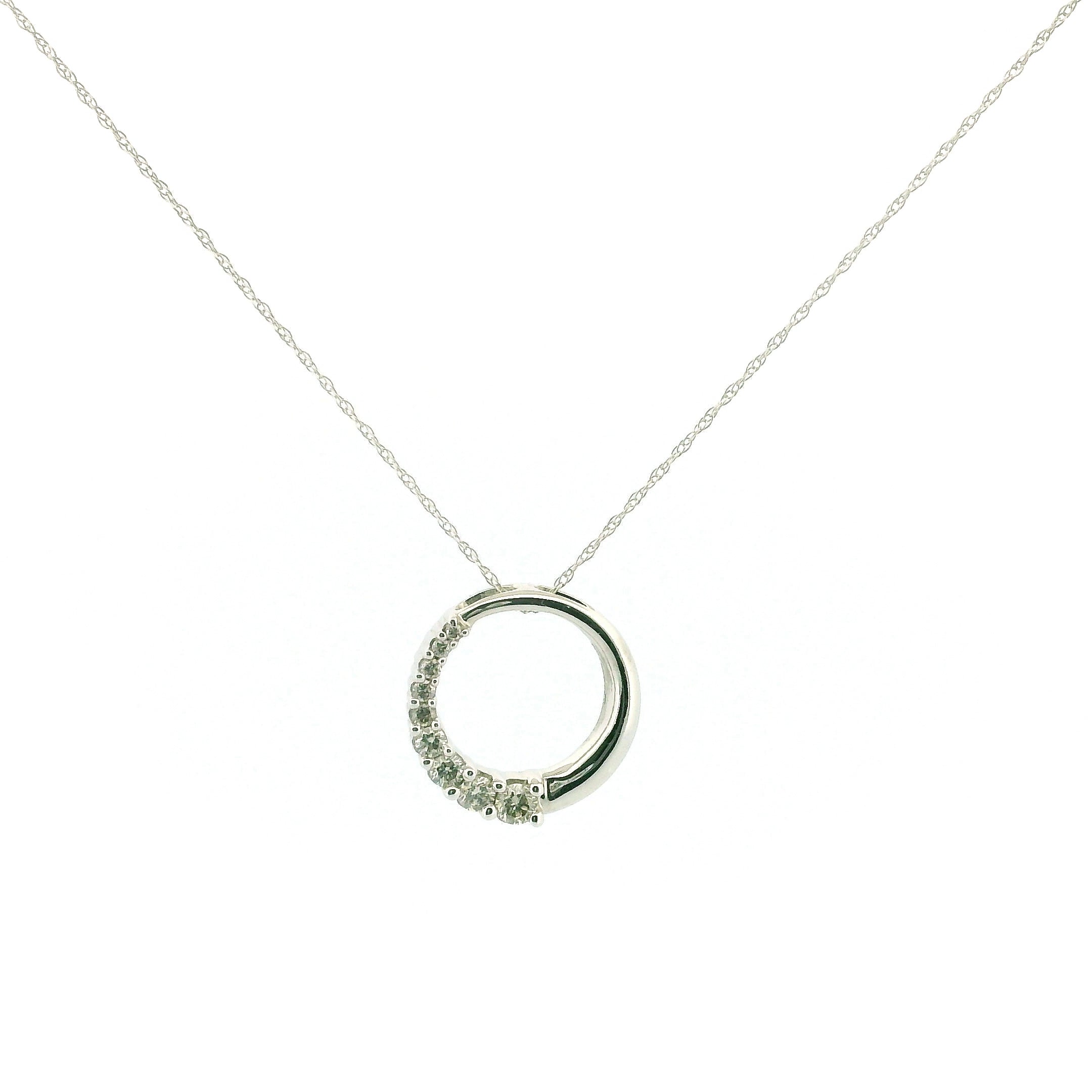 14K White Gold Diamond Circle Pendant Necklace