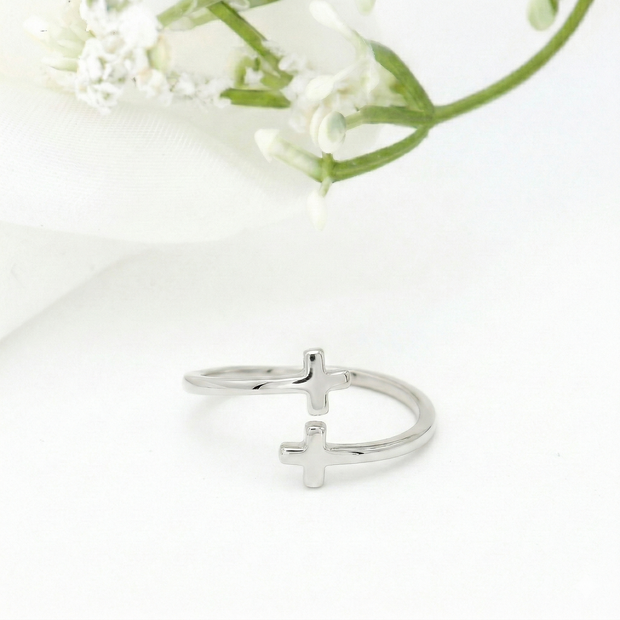Minimalist Solid Gold Dainty Open Cross Ring