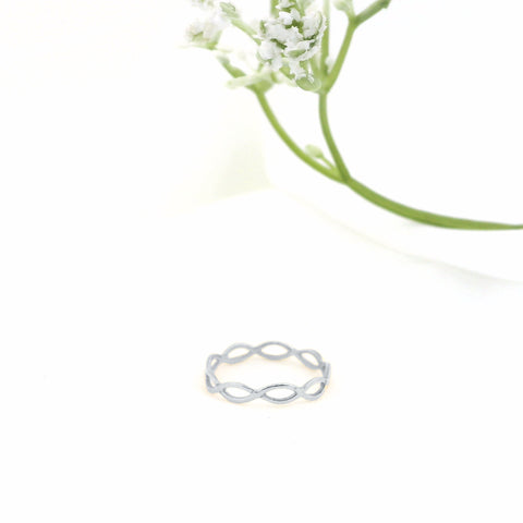 Minimalist Solid Gold Dainty Braided Gold Stacking Band Ring