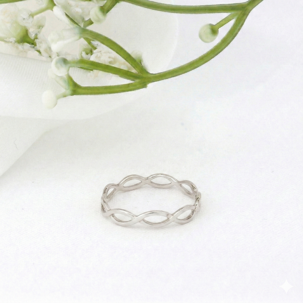 Minimalist Solid Gold Dainty Braided Gold Stacking Band Ring