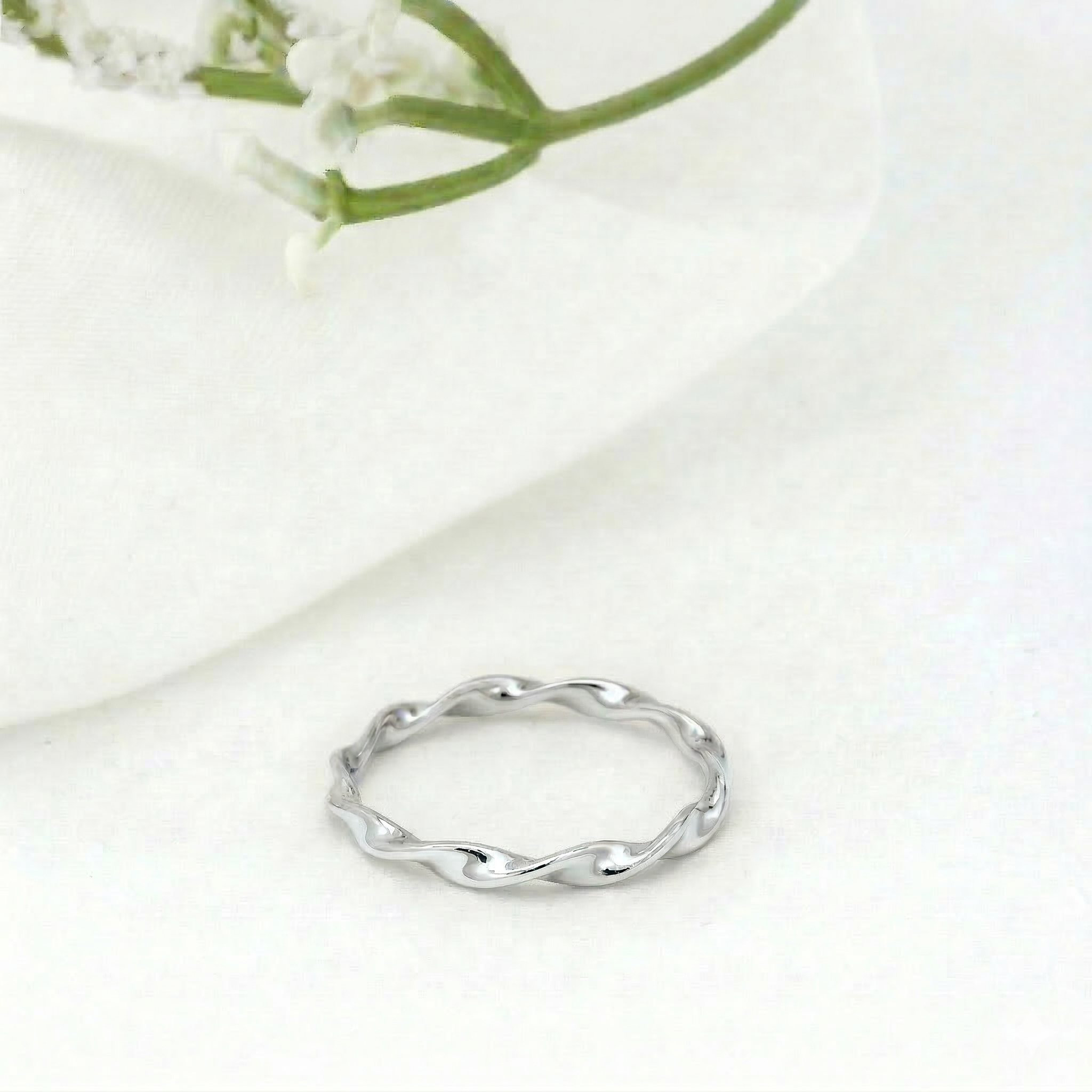 Minimalist Solid Gold Dainty Twisted Gold Stacking Band Ring