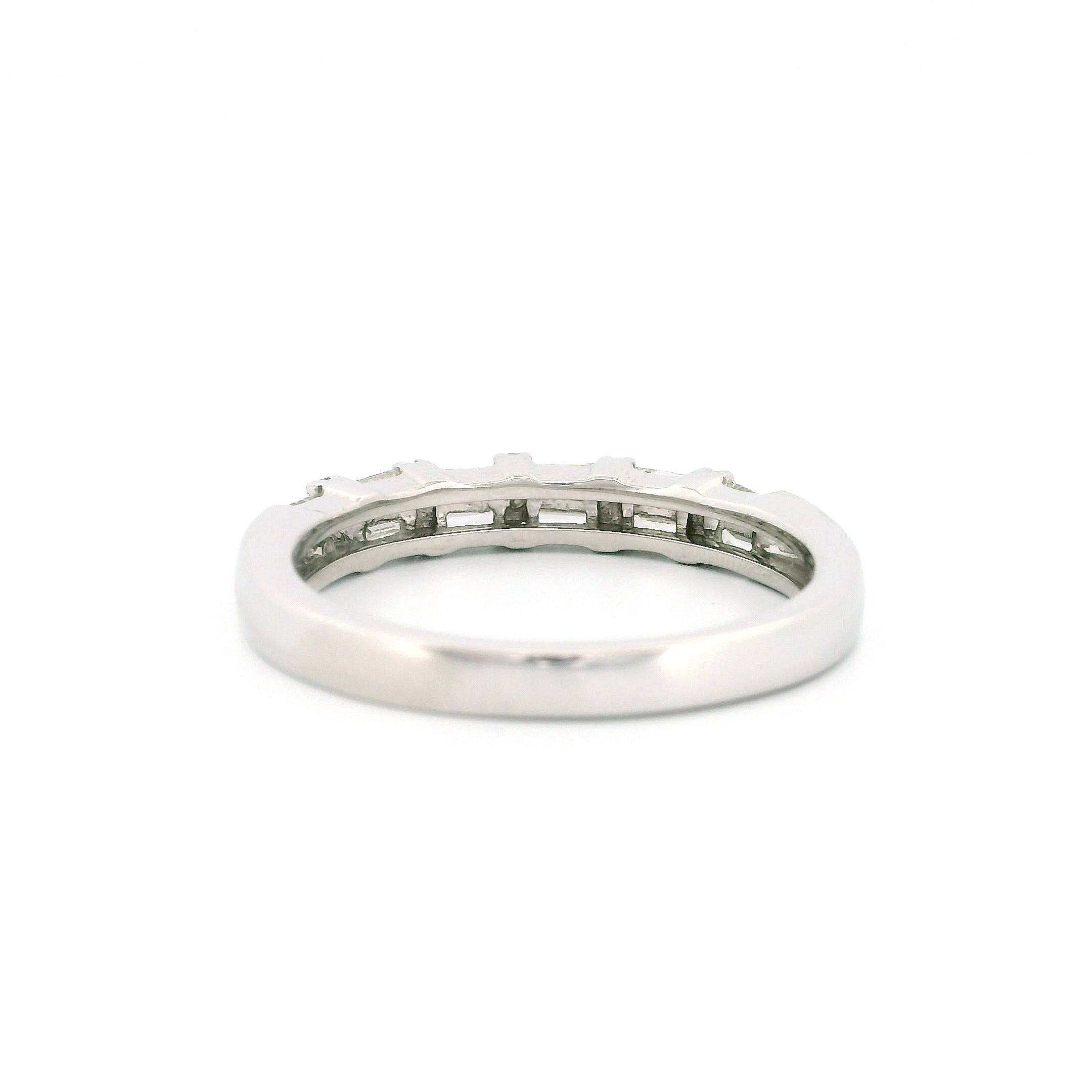 10k White Gold Diamond Band Ring