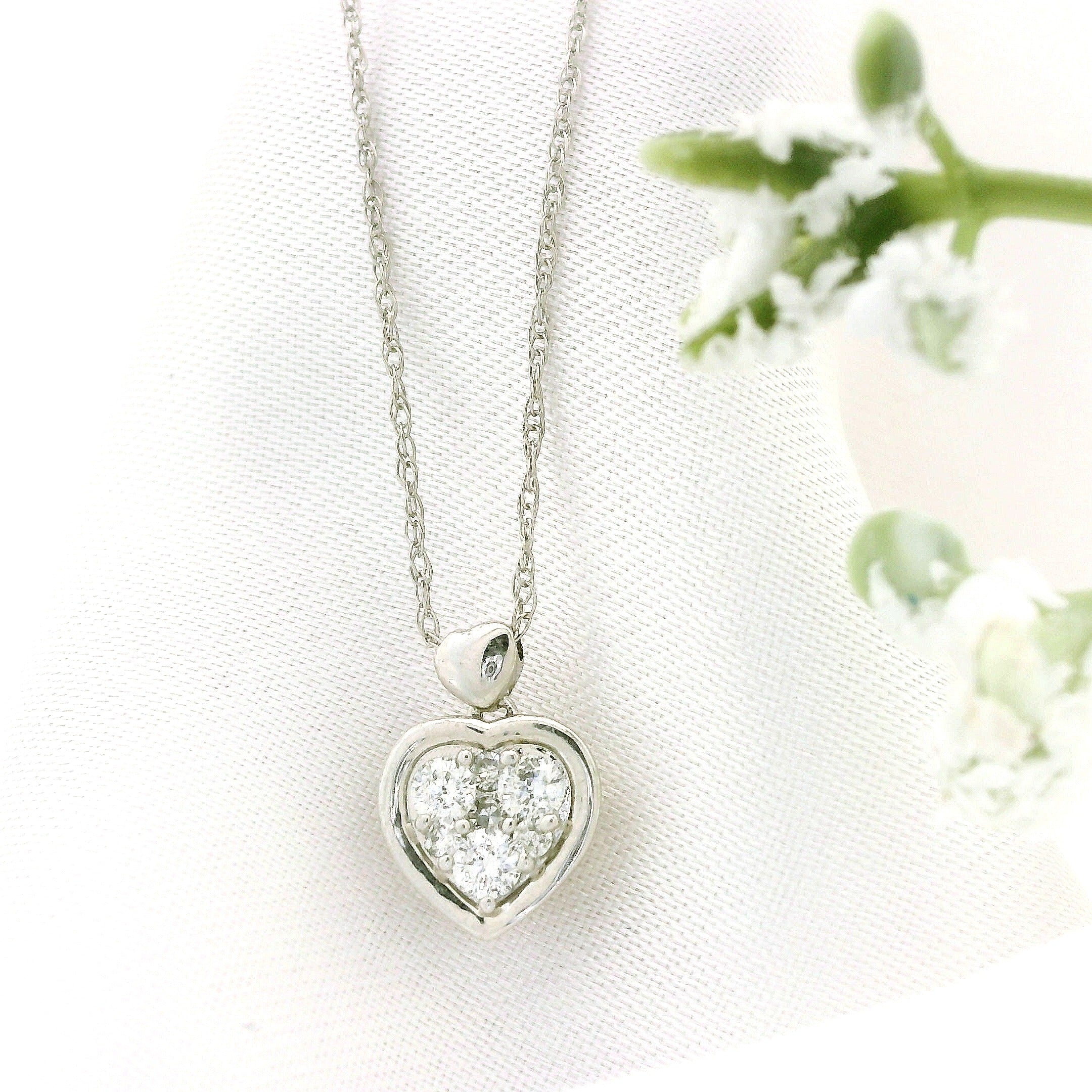 14k Gold Diamond Heart Necklace