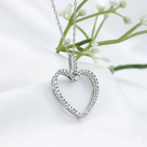 14k White Gold with .25Ctw Natural White Diamond Open Heart Pendant Necklace