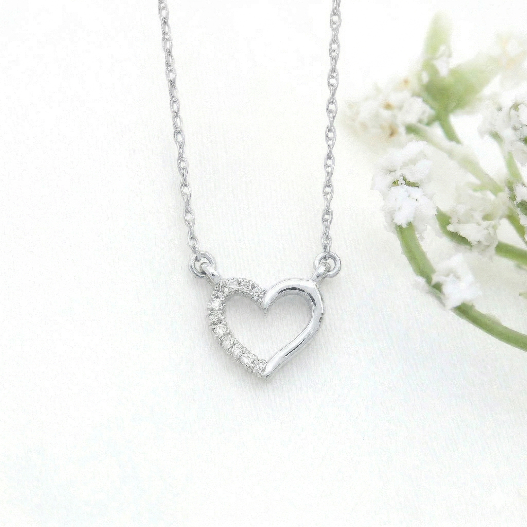 14k Gold 0.03ctw Diamond Half-Pave Heart Necklace