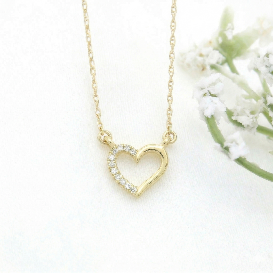 14k Gold 0.03ctw Diamond Half-Pave Heart Necklace