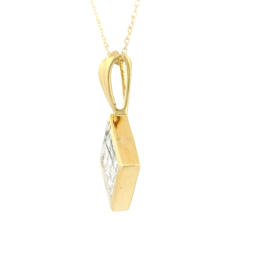 18k Yellow Gold Rhombus Pendant