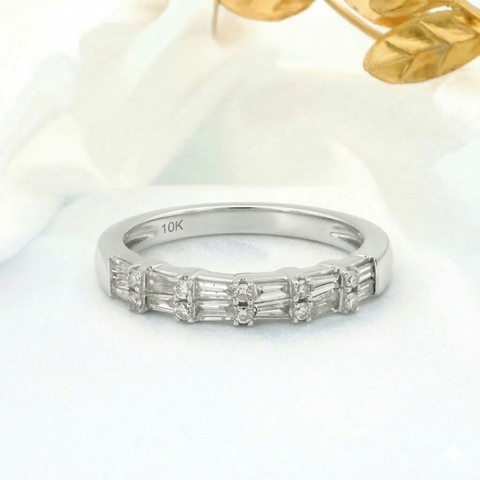 10k White Gold Diamond Band Ring