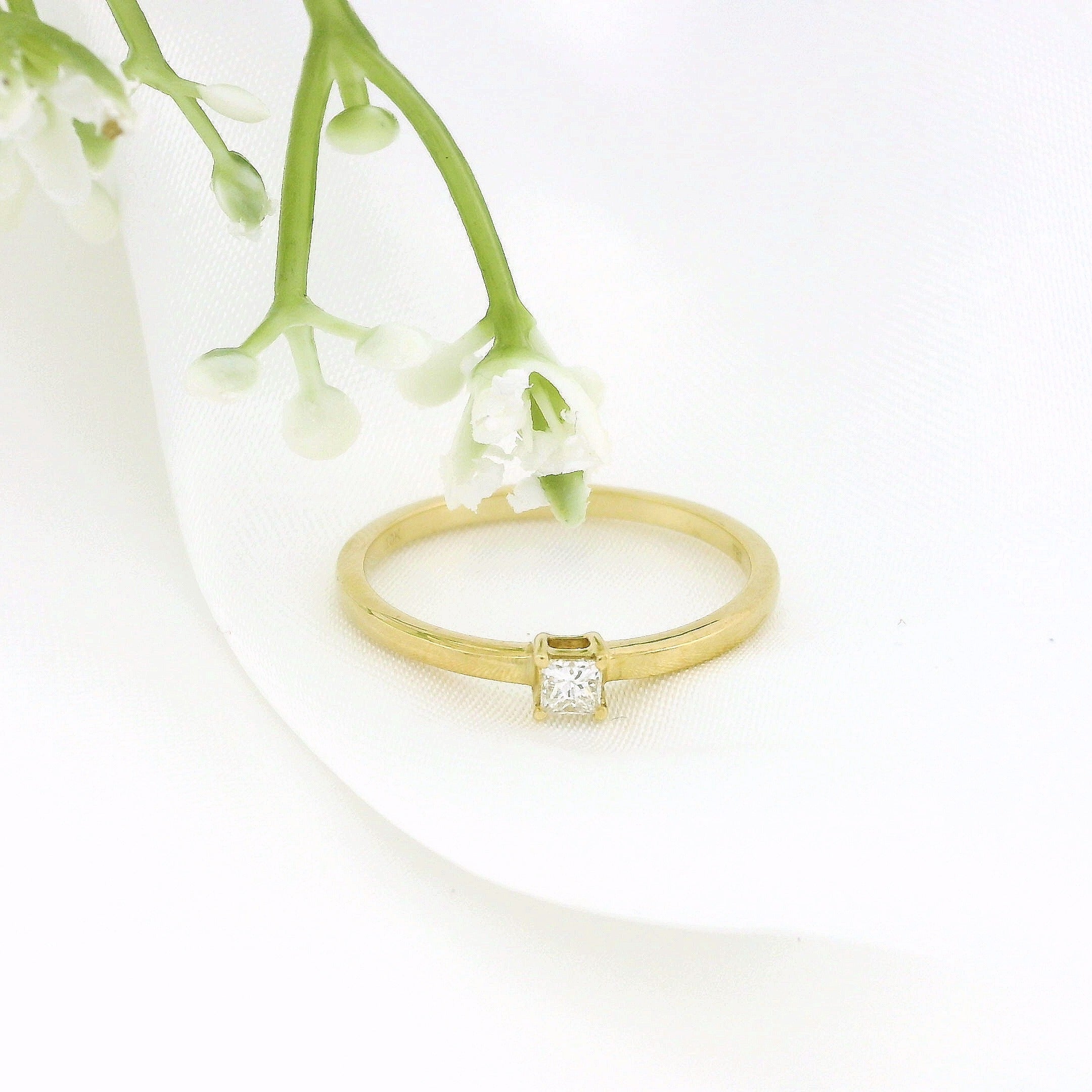 10K Yellow Gold Princess Cut Diamond Solitaire Ring