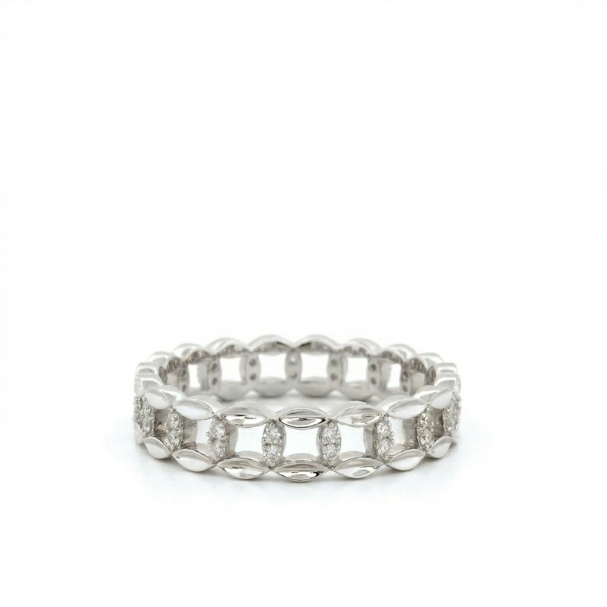 14k Gold Diamond Linked Band Ring