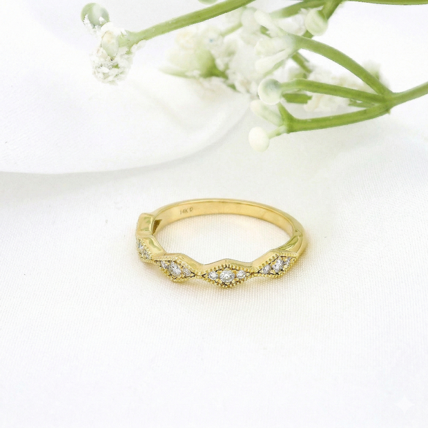 14K Yellow Gold with .17Ctw Round Natural White Diamond Milgrain Wave Band