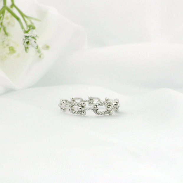 14k Gold Paper Clip Infinity Ring with Front Diamond