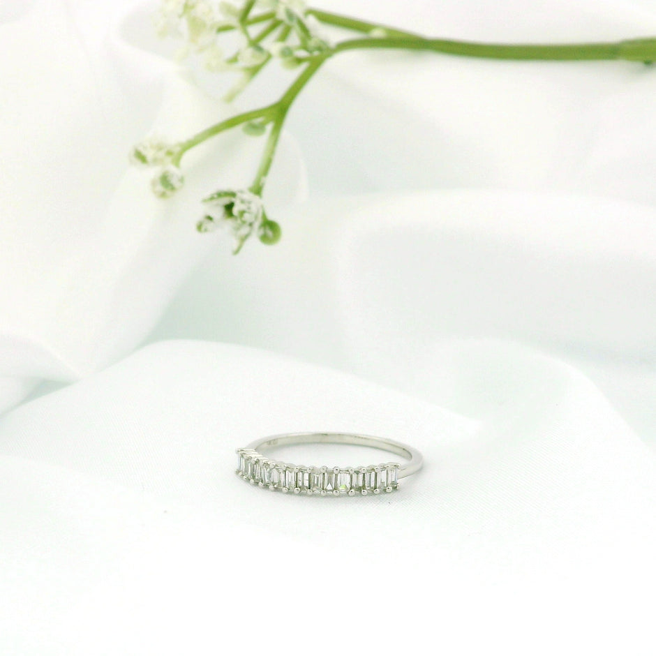 14k Gold Baguette Diamond Ring