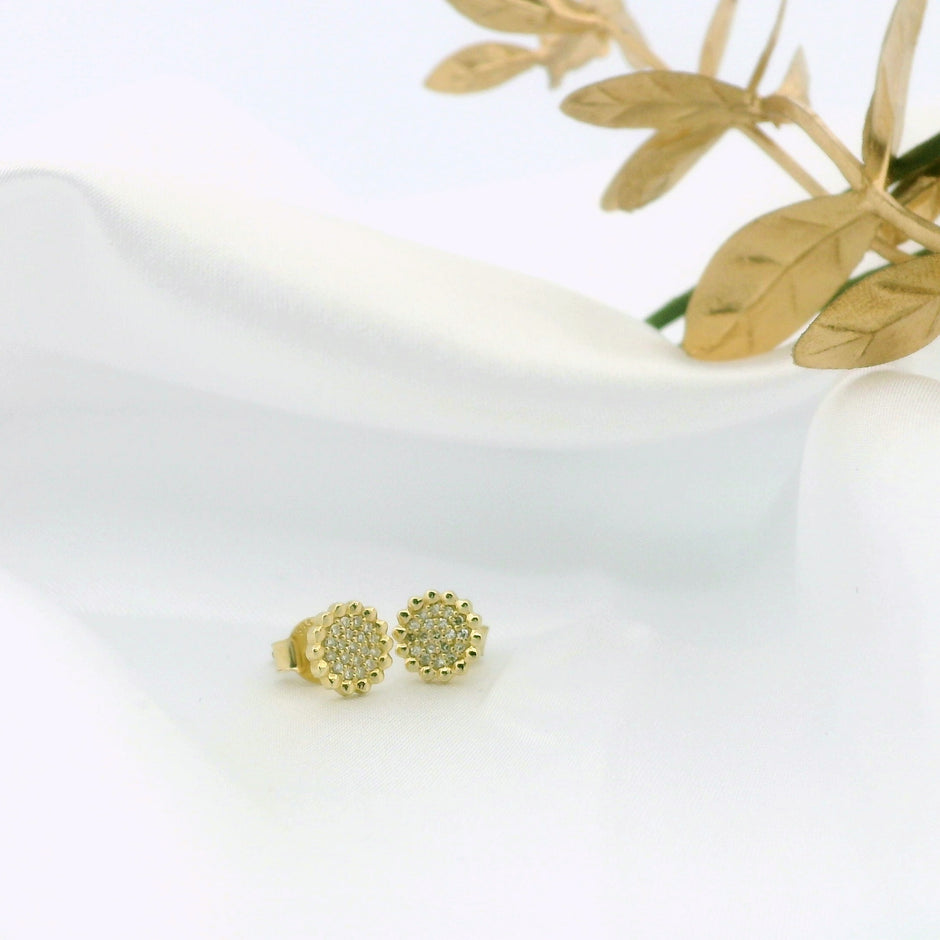 14k Gold Diamond Stud Earrings, Round Shape with Dotted Flower Edge