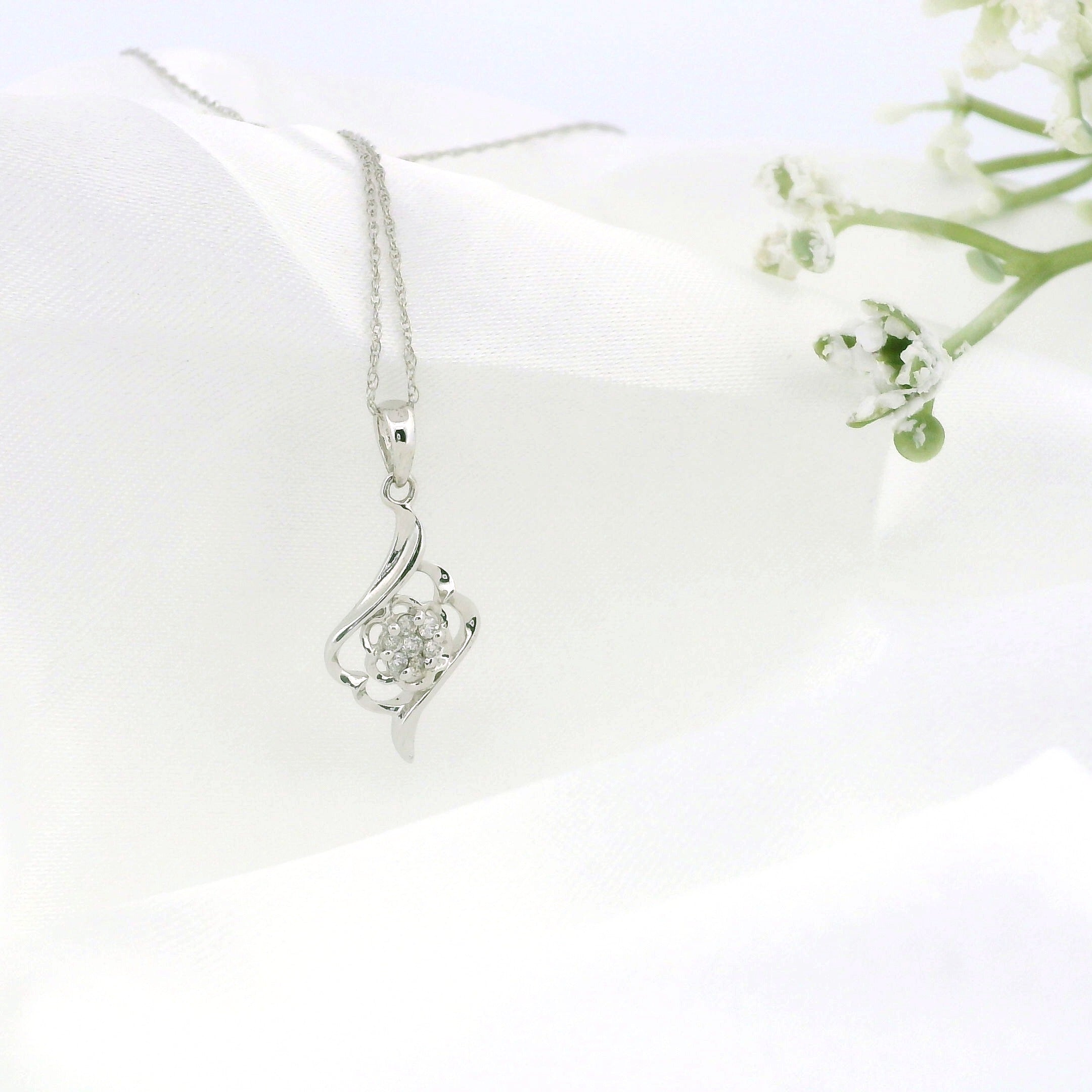 14k White Gold Charm Necklace, Cluster Flower with Rhombus Design