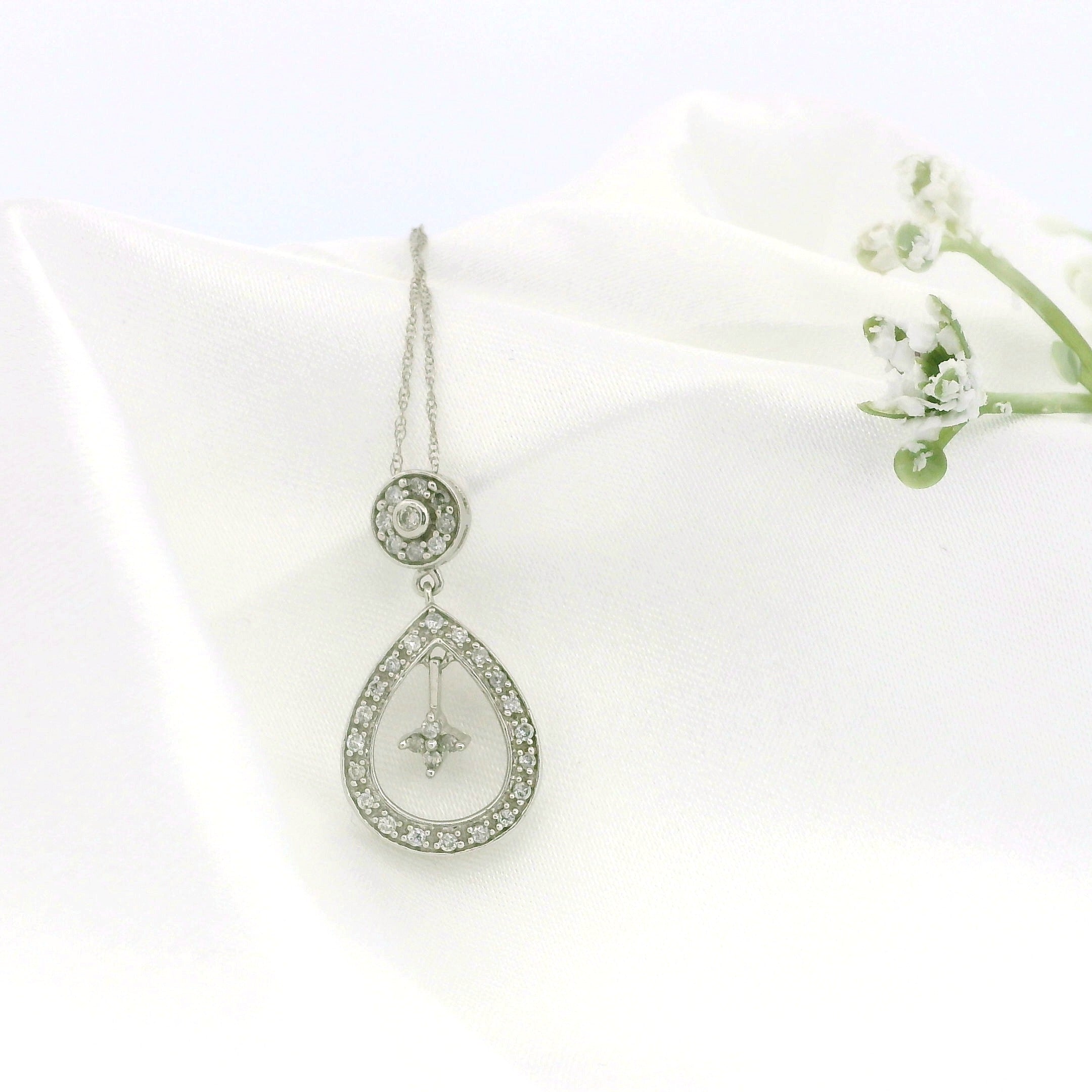 10k White Gold Round and Teardrop Charm Necklace with Dangling Star