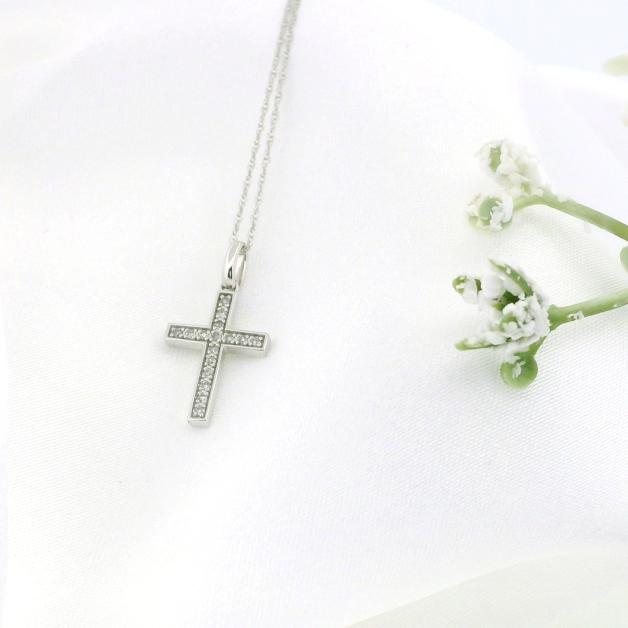 10k White Gold Tiny Cross Diamond Charm Necklace