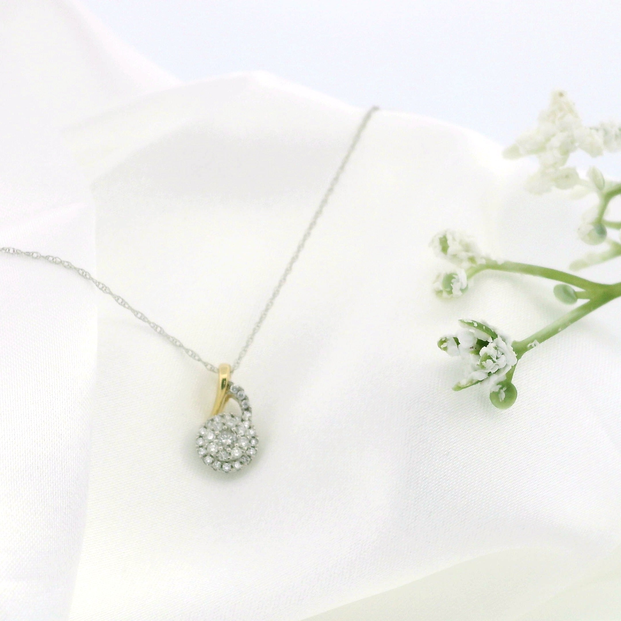 14k Gold Two Tone Round Diamond Necklace