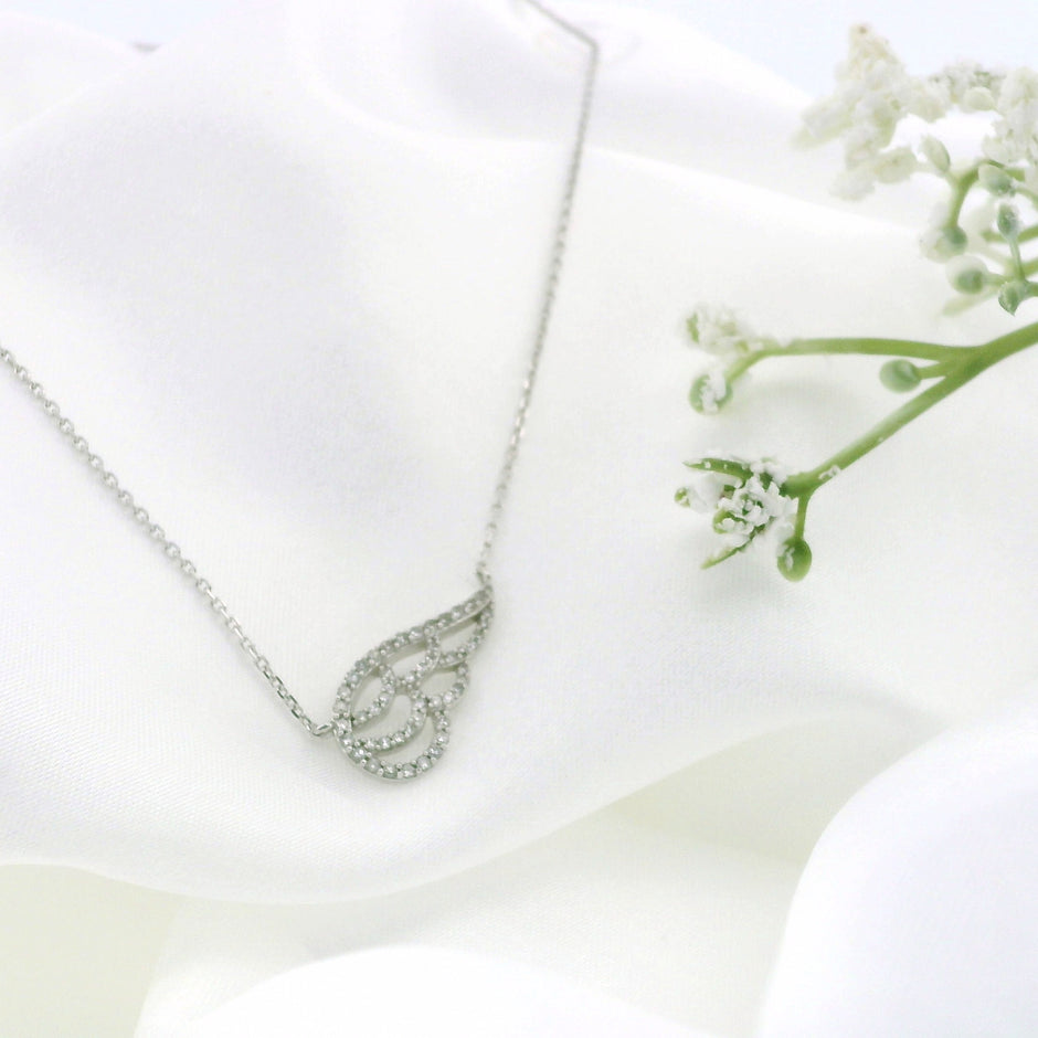 10k White Gold Wing Charm Necklace
