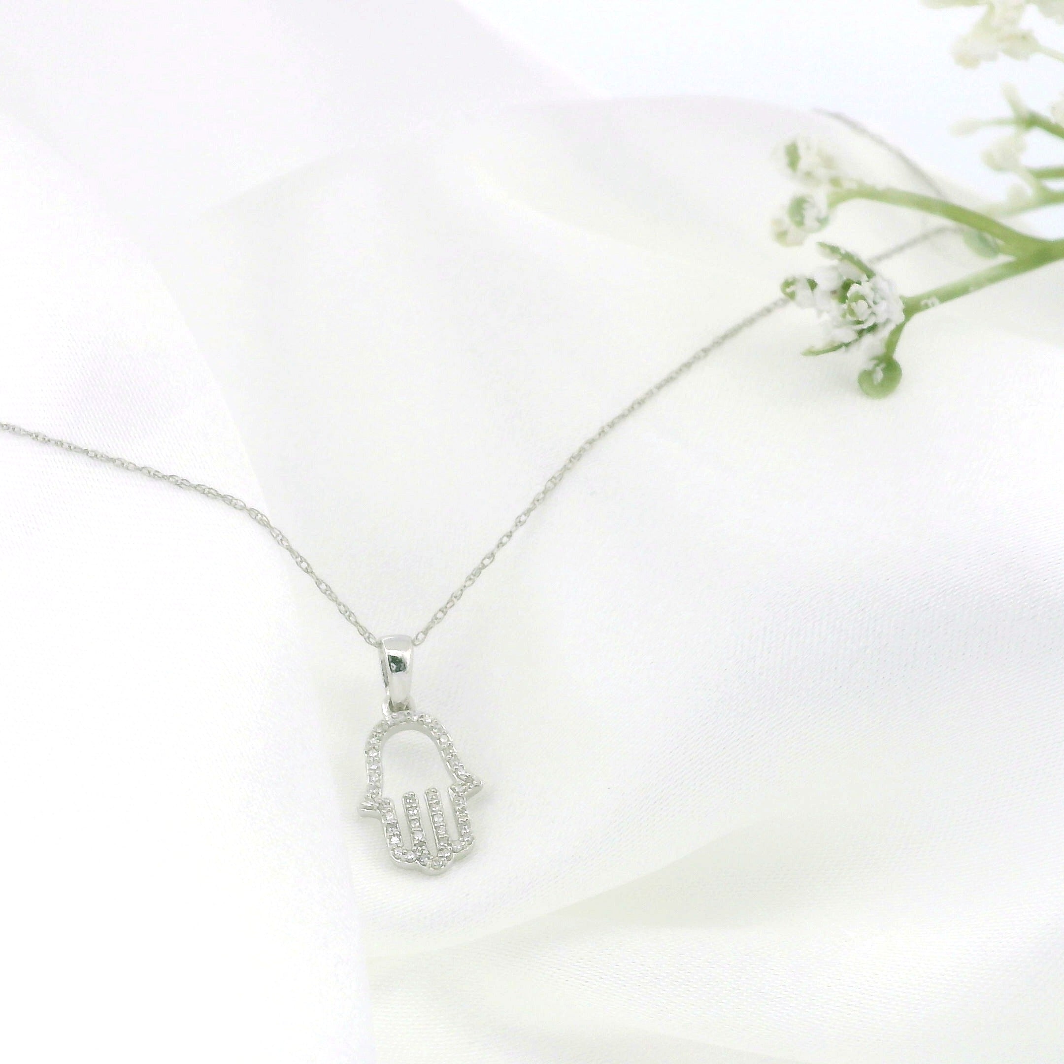 14k White Gold Hamsa Hand Necklace