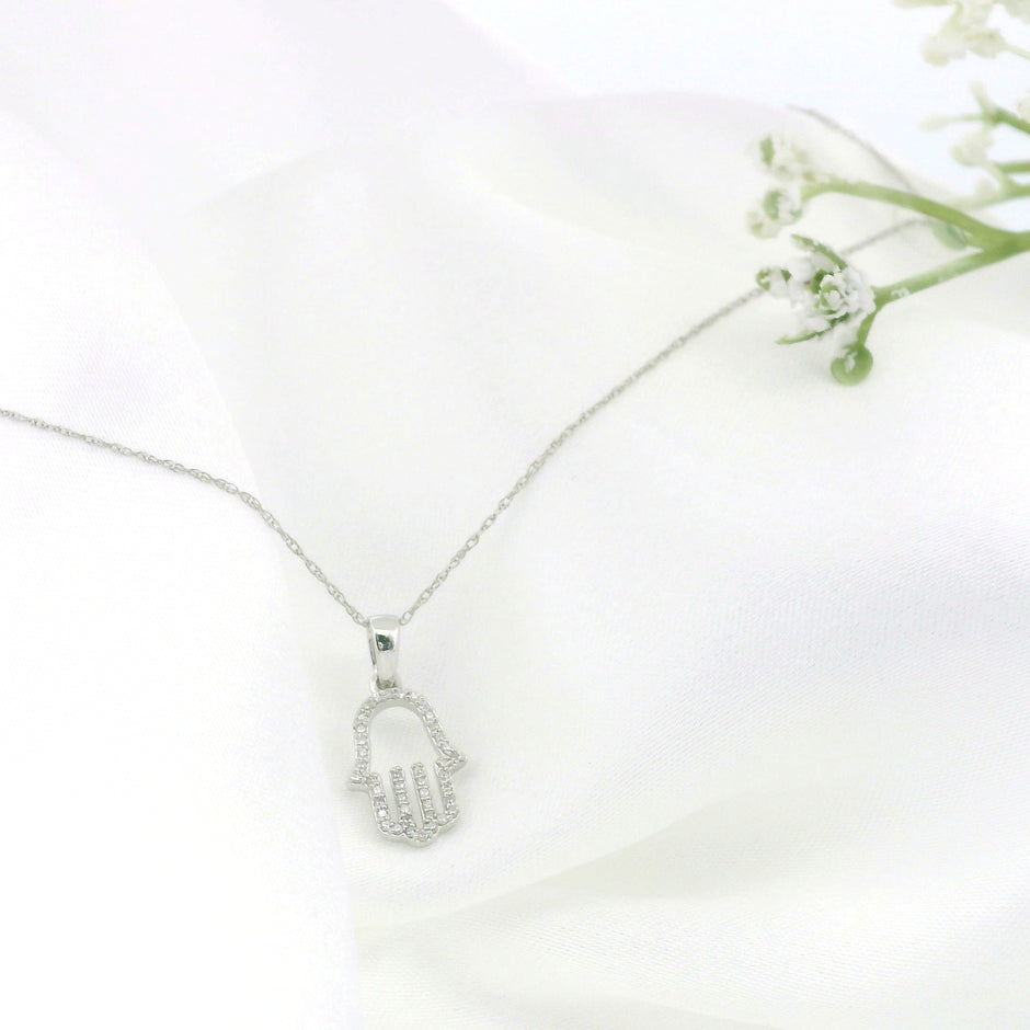 14k White Gold Hamsa Hand Necklace
