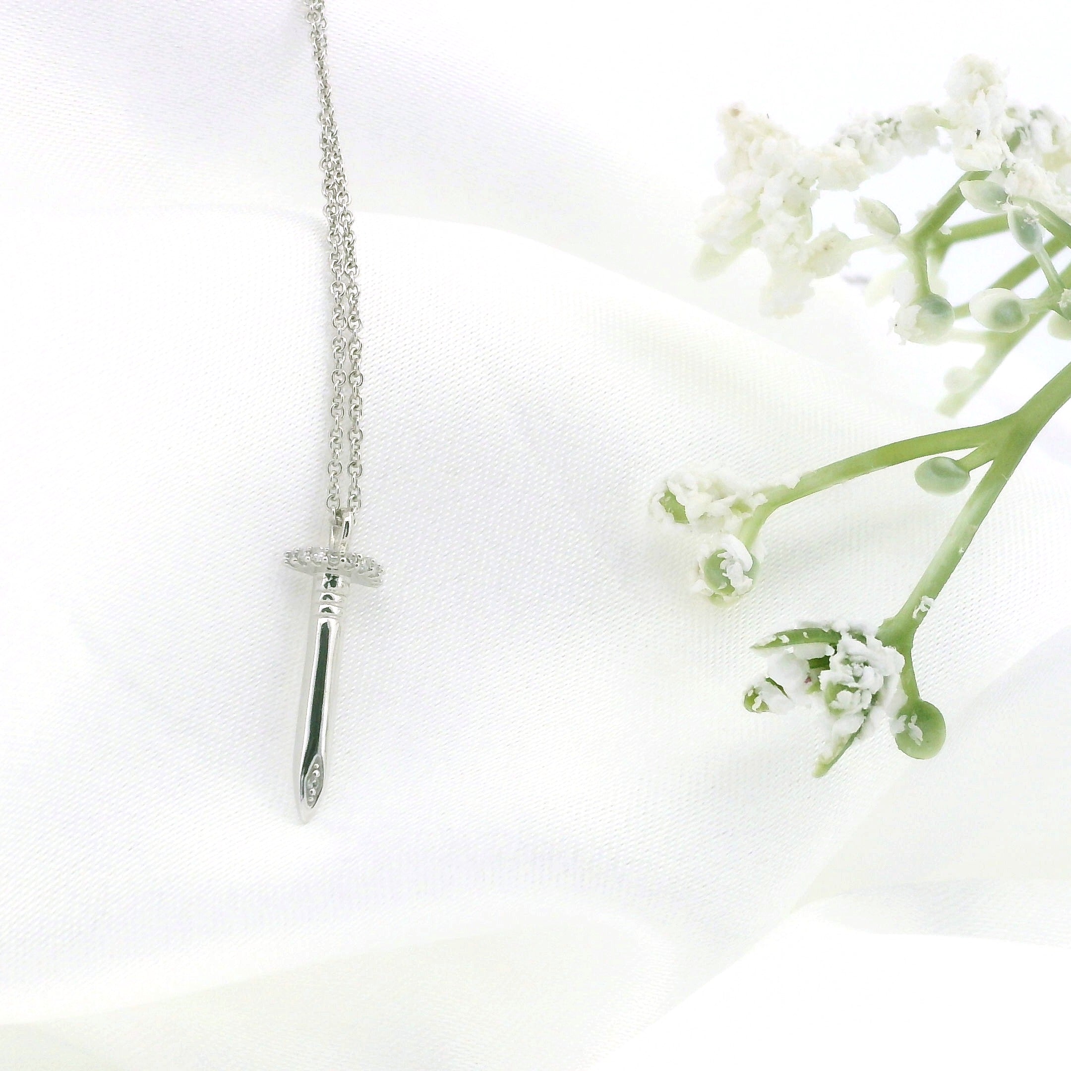 14k Gold Nail Diamond Necklace