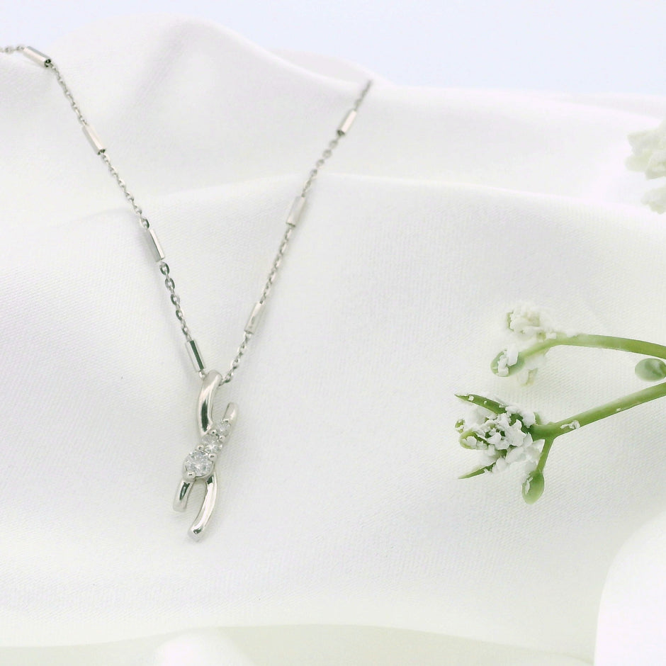 10kt White Gold Twisted Line Diamond Charm Necklace